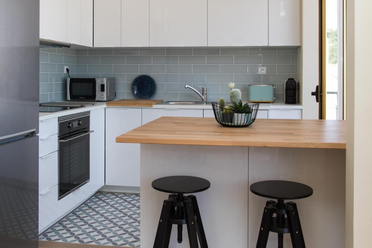 Templar Spot Apartment โตมาร์ ภายนอก รูปภาพ